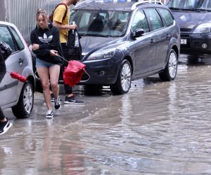 27.08.2021., Split - Obilna kisa tijekom poslijepodneva splicanima donijela probleme.
Photo: Ivo Cagalj/PIXSELL