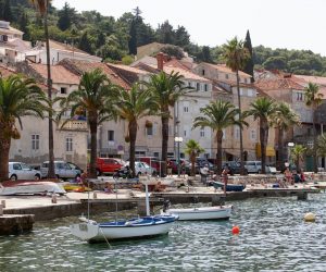 29.07.2021., Korcula- Grad Korcula, poznat jos i kao mali Dubrovnik, prepoznatljiv je po svojim kalama i kao mjesto rodjenja Marka Pola. Photo: Marko Dimic/PIXSELL
