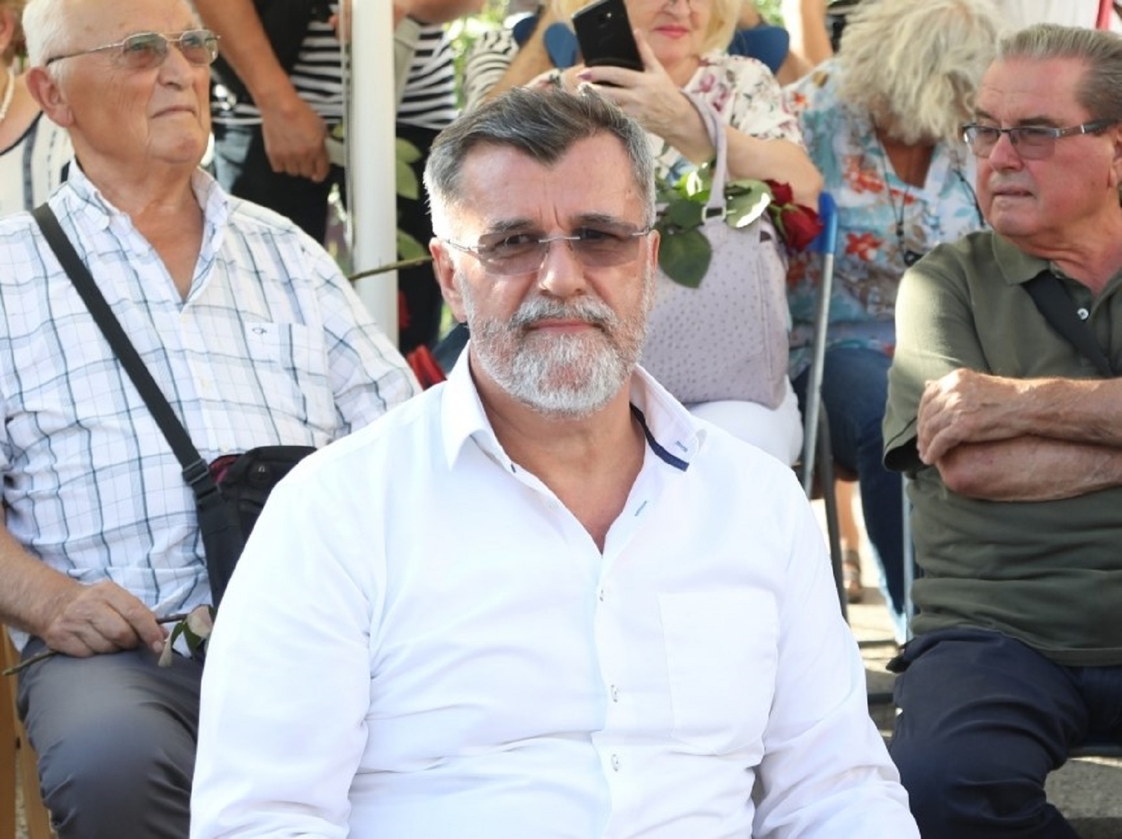 29.07.2021. Glina - komemoracija povodom 80. godisnjice ustaskog zlocina iz ljeta 1941., odrzala se u organizaciji Antifasisticke lige RH i Srpskog narodnog vijeca. Na komemoraciji su uz obitelji zrtava sudjelovali i podpredsjednik Vlade RH Boris Milosevic, predsjednik SNV-a Milorad Pupovac, izaslanik predsjednika Srbije Veran Matic, te voditeljica Documente-Centra za suocavanje s prosloscu Vesna Terselic. Photo: Edina Zuko/PIXSELL