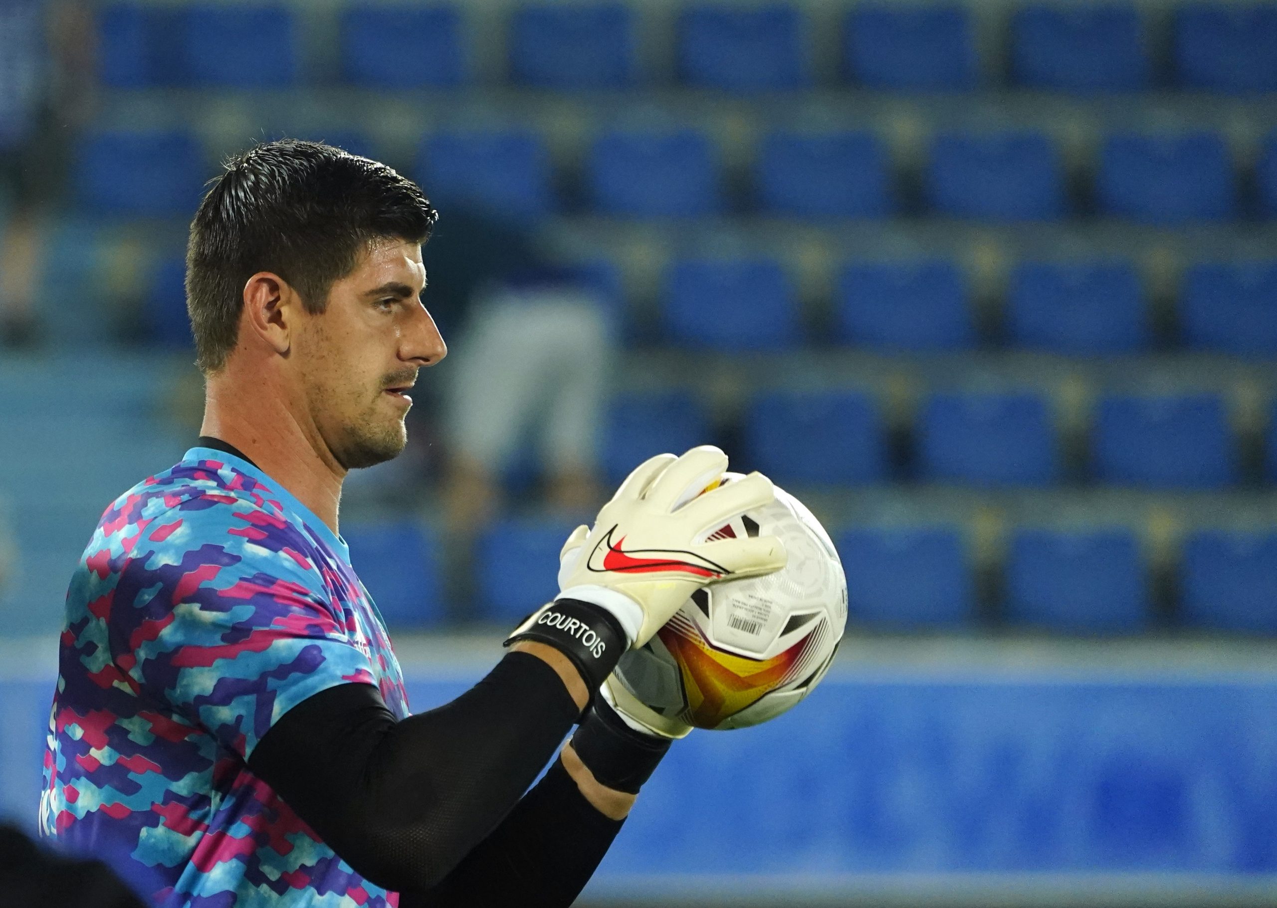 LaLiga - Deportivo Alaves v Real Madrid Soccer Football - LaLiga - Deportivo Alaves v Real Madrid - Estadio Mendizorroza, Vitoria-Gasteiz, Spain - August 14, 2021 Real Madrid's Thibaut Courtois during the warm up REUTERS/Vincent West VINCENT WEST