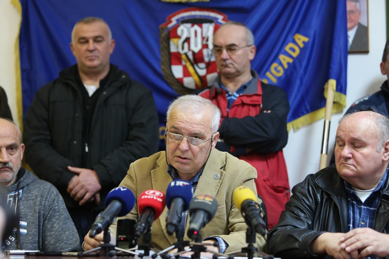 07.03.2016., Vukovar - Zapovjednici obrane Vukovara u razini satnije i bojne 204. Vukovarske brigade te vise braniteljskih i stradalnickih udruga predlozili su za ministra branitelja ili u najmanju ruku za zamjenika ministra Branka Borkovica. 
Photo: Marko Mrkonjic/PIXSELL