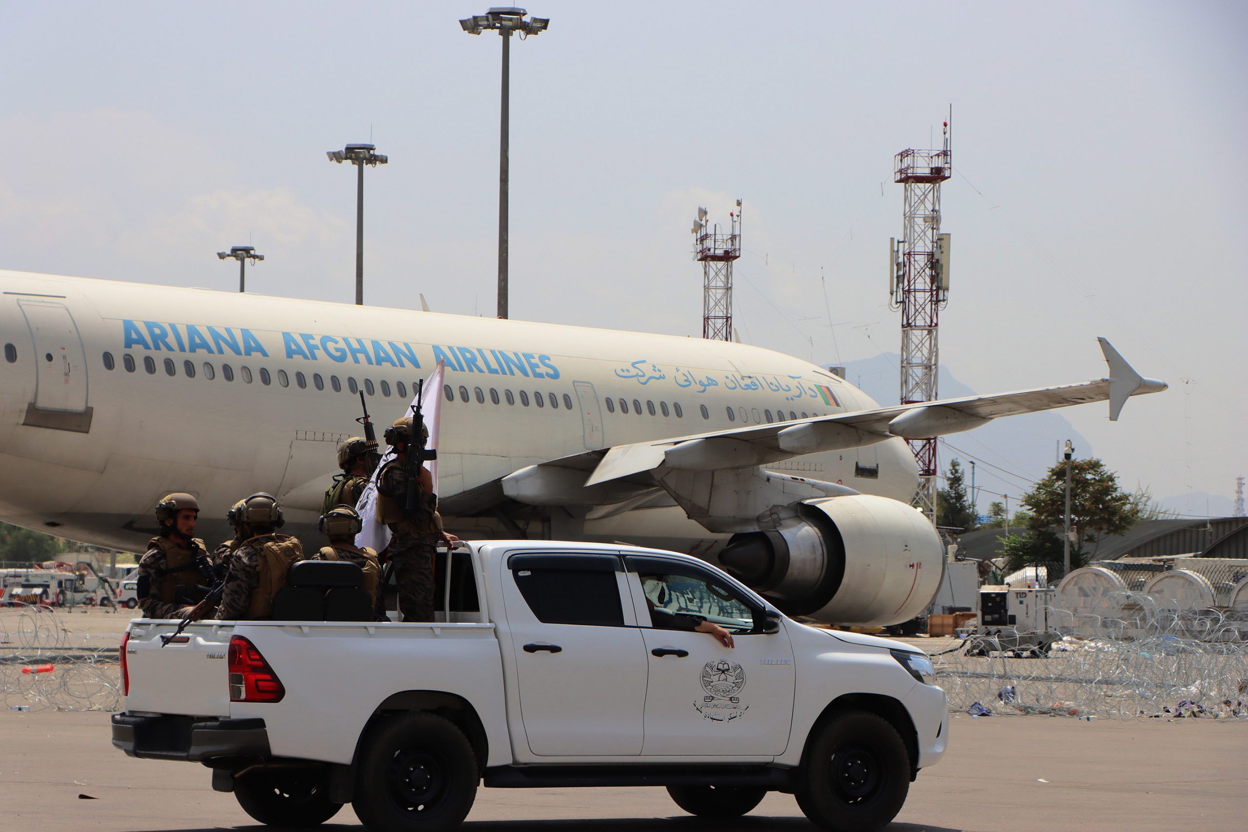 epa09438368 Taliban forces secure the Hamid Karzai International Airport, after the US withdrawal, in Kabul, Afghanistan, 31 August 2021. The United States on 30 August, said that it had ended its military mission in Afghanistan after 20 years of war with the departure from Kabul of the last US aircraft carrying American troops. The commander of the US Central Command, Gen. Frank McKenzie, made the announcement at a tele-press conference at the Pentagon.  EPA/STRINGER