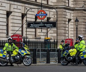 epa09455098 Police close the road in Whitehall leading to 10 Downing Street in Westminster, London, Britain, 08 September 2021. Downing Street was locked down by police after a suspicious package was found at the gates of Downing Street.  EPA/VICKIE FLORES