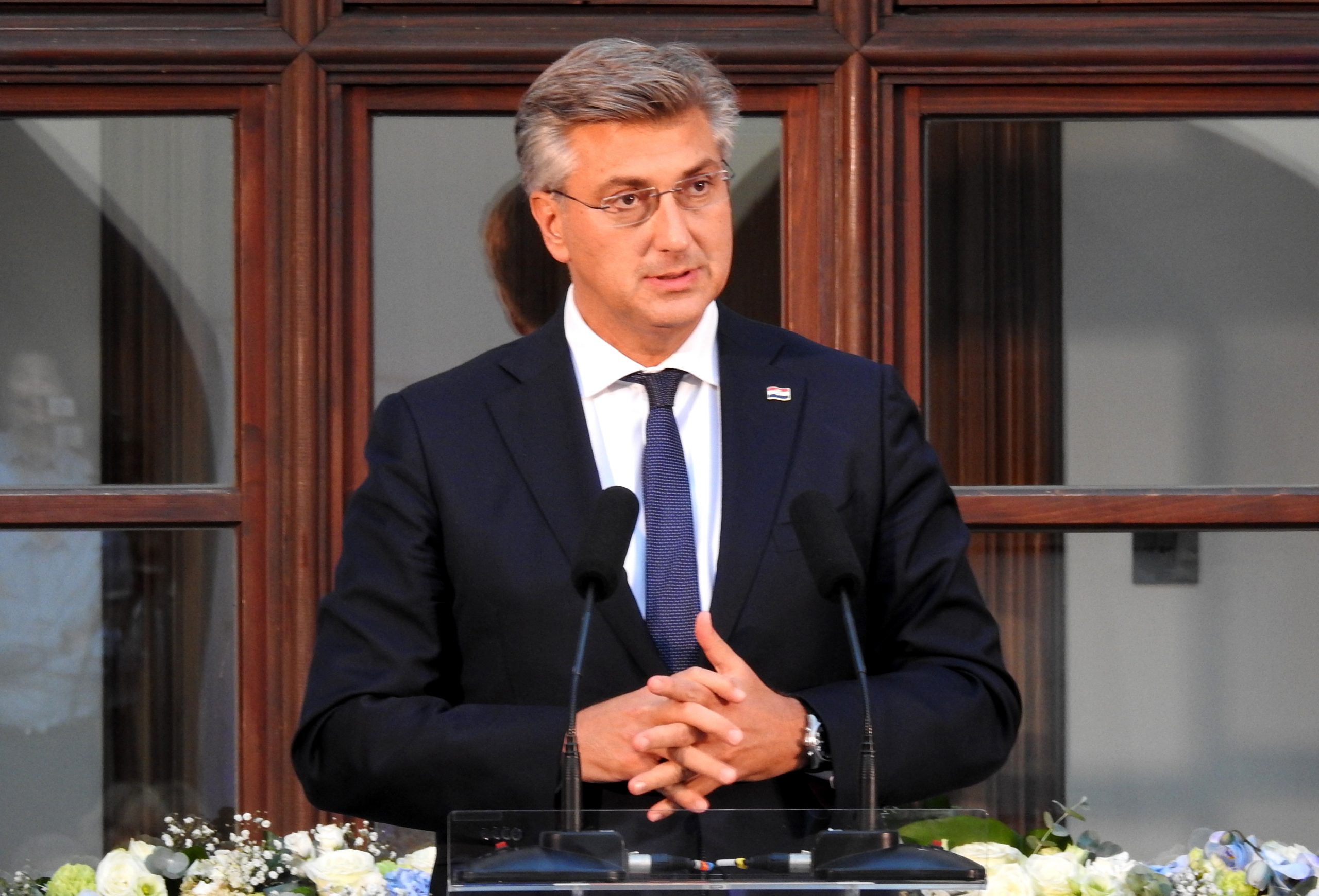 Varaždin, 08.09.2021. - Vlada će kao i dosad biti uz Varaždinsku županiju i uz sjever Hrvatske, za našu dobrobit i za naš razvoj, naglasio je premijer Andrej Plenković u Varaždinu na svečanoj sjednici Županijske skupštine, kojom je u srijedu obilježen Dan Varaždinske županije, blagdan Male Gospe. Na fotografiji Andrej Plenković.
foto HINA/ Siniša KALAJDŽIJA/ ml