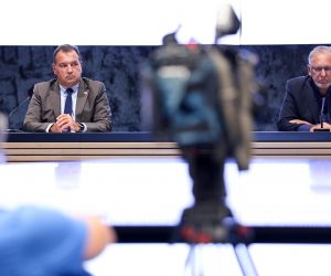 03.09.2021., Zagreb - Nacionalni stozer civilne zastite odrzao je konferenciju za medije u Nacionalnoj i sveucilisnoj knjiznici. Ministar zdravstva Vili Beros, ministar unutarnjih poslova Davor Bozinovic. Photo: Emica Elvedji/PIXSELL