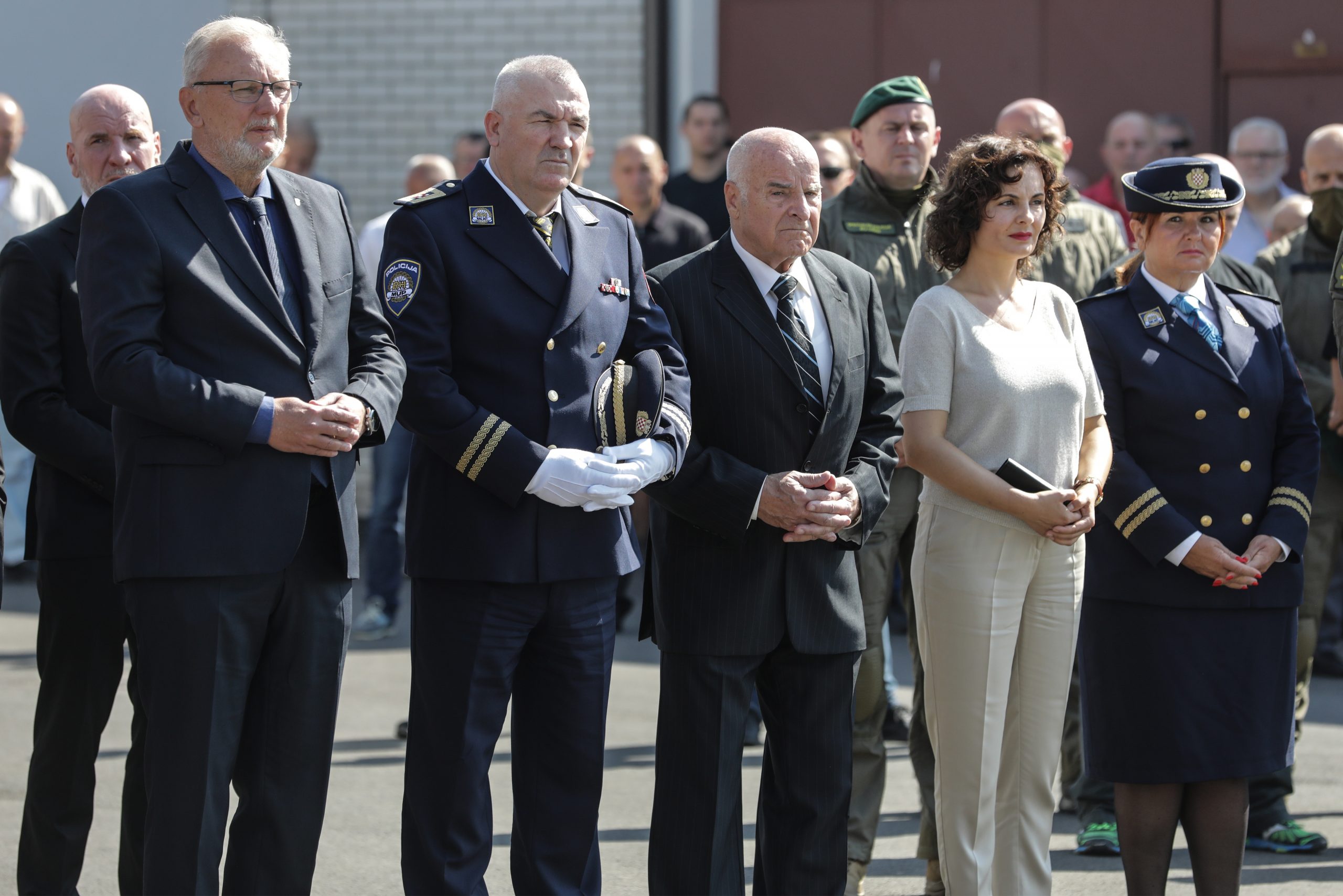 07.09.2021., Zagreb, povodom obiljezavanja 31. godisnjice osnutka Antiteroristicke jedinice Lucko, odrzana demonstracijska vjezba ATJ Lucko 2021. Nakon polaganja vijenaca poginulim pripadnicima ATJ Lucko, i pokazne vjeze,  odrzana konferencija za novinare kojima su se obratili potpredsjednik Vlade i ministra unutarnjih poslova  Davora Bozinovic i  zapovjednik ATJ Lucko Mate Bilobrk. Obiljezavnju godisnjice ATJ Lucko nazocili su i bivsi ministar Ivan Jarnjak, te Kata Zadro supruga Blage Zadre, to bivsi ratni pripadnici jedinice.
Photo: Robert Anic/PIXSELL
