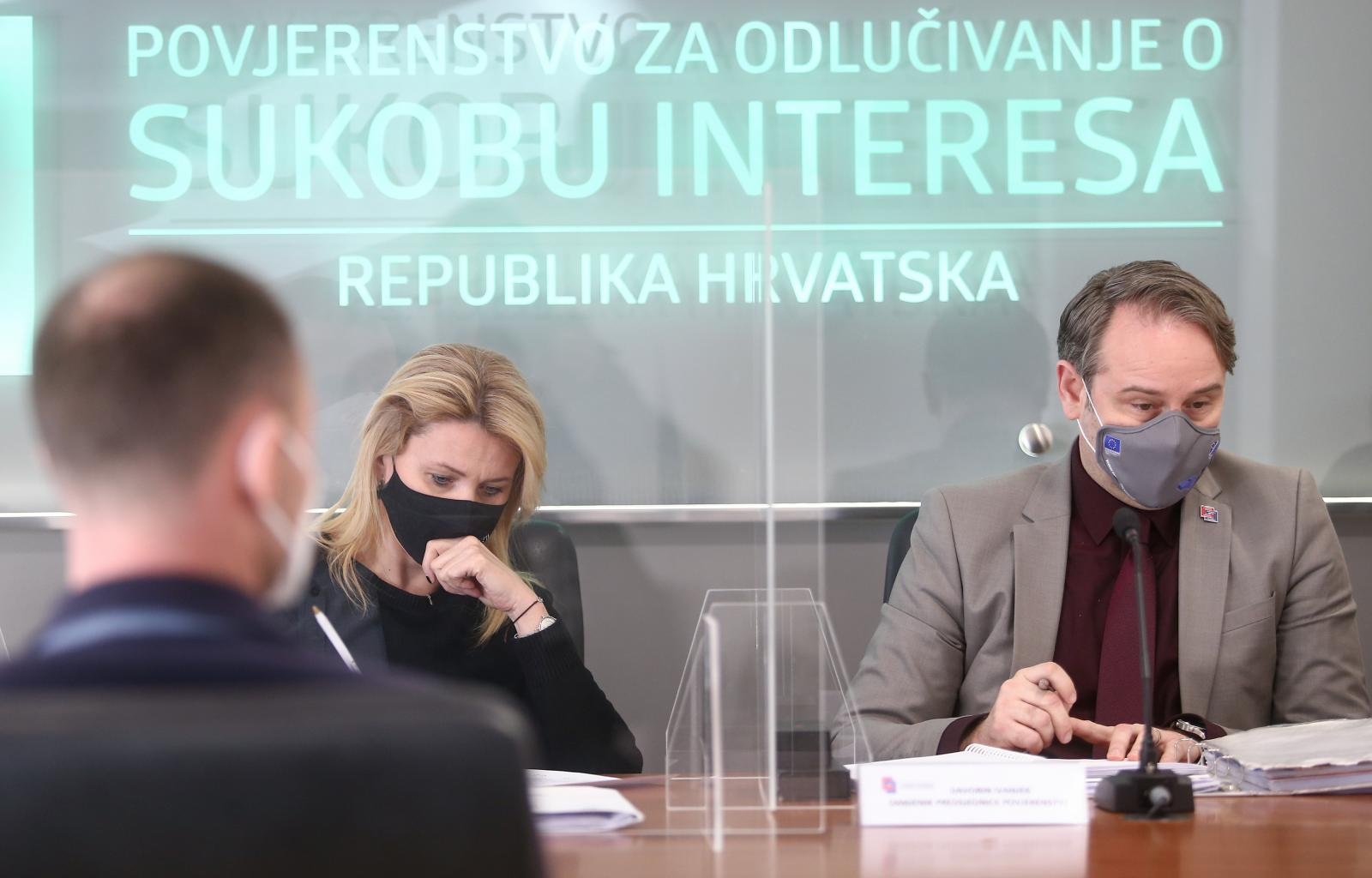 12.02.2021., Zagreb - Sjednica povjerenstva za odlucivanje o sukobu interesa. Davorin Ivanjek, Natasa Novakovic.
Photo: Matija Habljak/PIXSELL