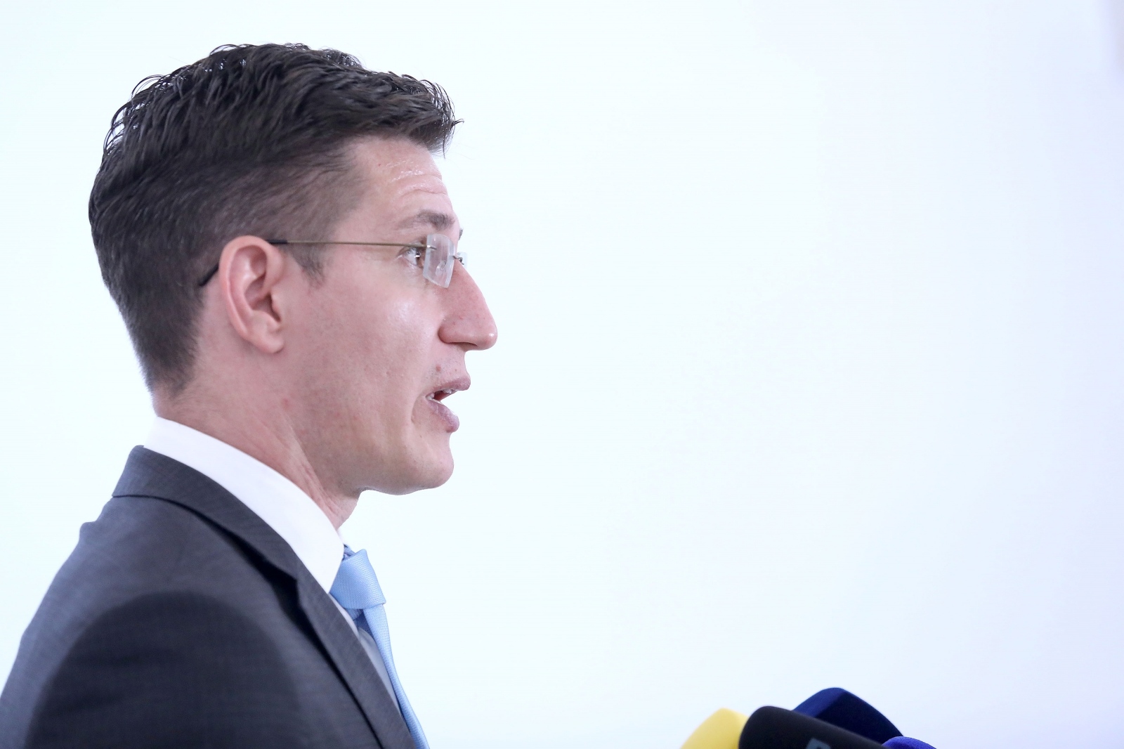 13.07.2021., Zagreb - Zastupnik Zvonimir Troskot komentirao je na konferenciji za medije odrzanoj u Saboru predstojecu sjednicu Gradske skupstine.
Photo: Patrik Macek/PIXSELL