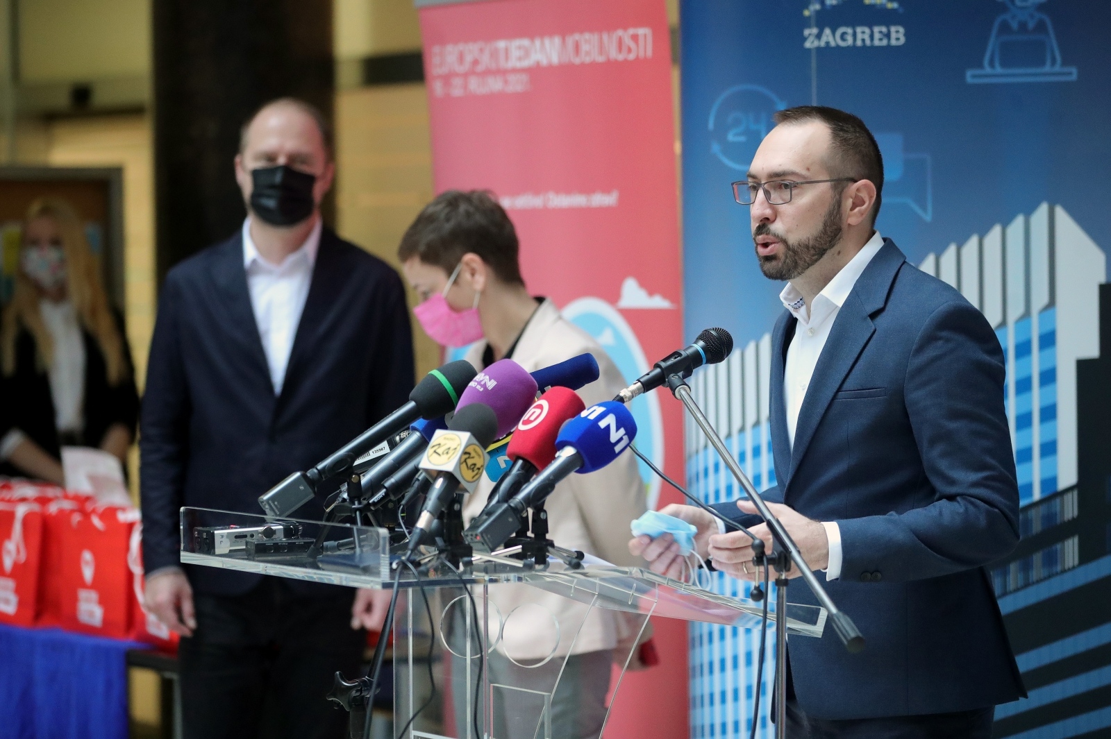17.09.2021., Zagreb - predvorje Gradske uprave. Konferencija za medije gradonacelnika Tomislava Tomasevica povodom Europskog tjedna mobilnosti. Photo: Sanjin Strukic/PIXSELL