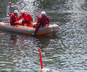 21.08.2021., Karlovac - U organizaciji Saveza cuvara Hrvatske odrzana je  "Terenska vjezba Civilne zastite 2021 – RANGER HRVATSKA 4 RIJEKE", spasavanje utopljenika na rijeci, koju su prezentirali pripadnici Ravnateljstva civilne zastite, JVP Karlovac, HMP Karlovac, HGSS Karlovac, MUP Karlovac i ronioci Ranger-Cuvari prirode Hrvatska - Karlovac. 
Photo: Kristina Stedul Fabac/PIXSELL