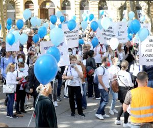 23.09.2021. Zagreb - Prosvjed zdravstvenih sindikalnih radnika zbog obvezne COVID potvrde s kojom moraju dolaziti na posao

 Photo: Patrik Macek/PIXSELL