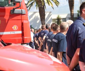 24.07.2020., Split - Vatrogasci sa srednjedalmatinskog podrucja dobili nova specijalna vozila koja su im urucena u JVP Split.
Photo:Ivo Cagalj/PIXSELL