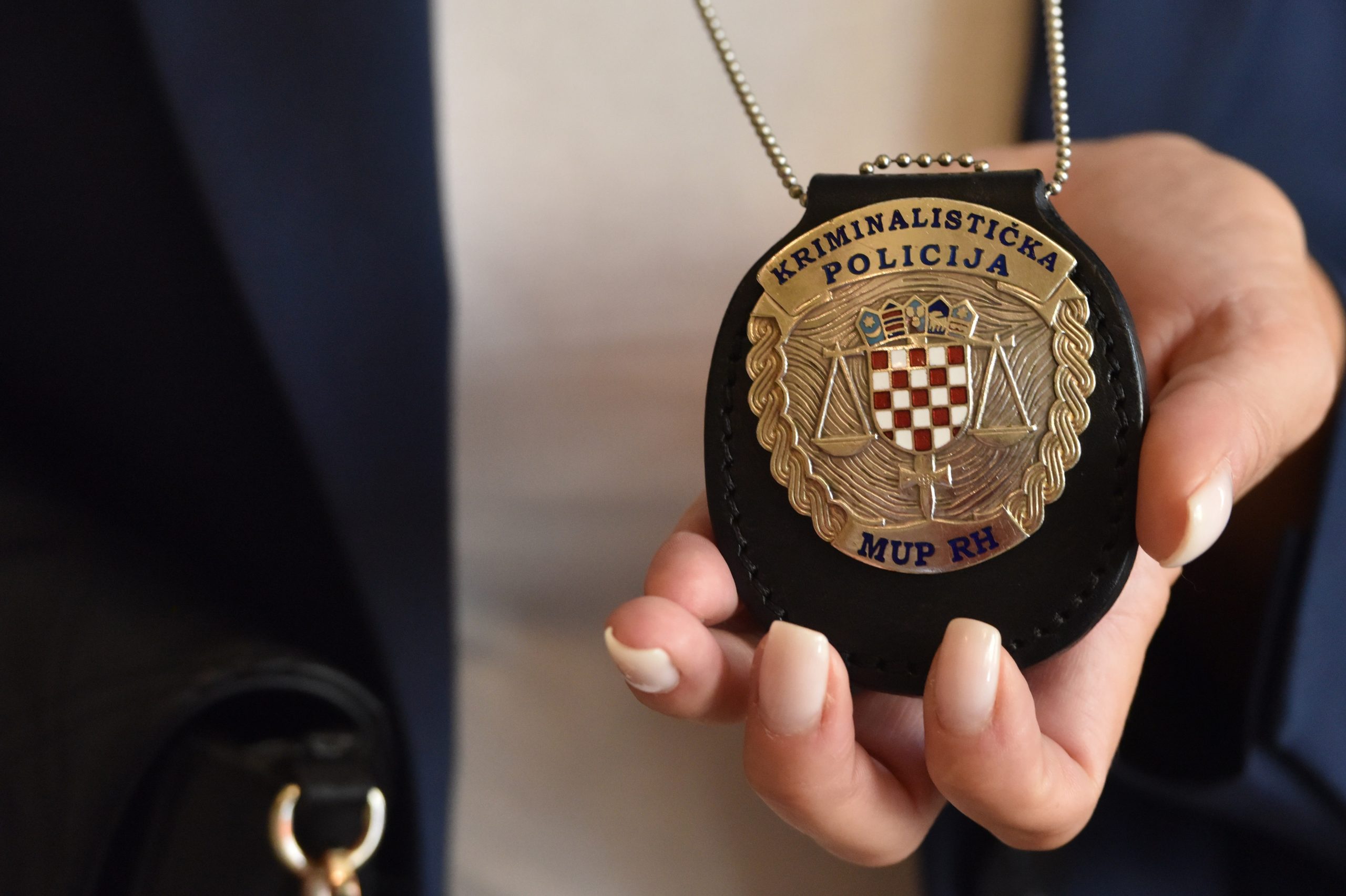 25.09.2020., Sibenik - Znacka kriminalsticke policije.
Photo: Hrvoje Jelavic/PIXSELL