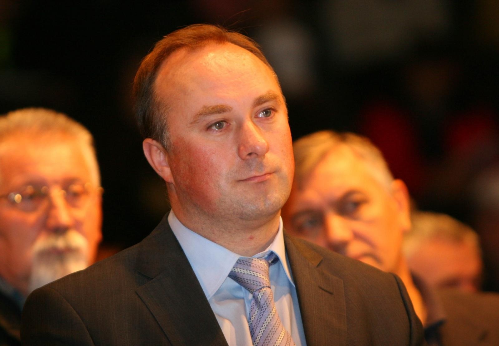 06.11.2007., Zagreb - Suceljavanje stranackih programa u organizaciji Saveza samostalnih sindikata odrzano je u Tvornici. Potpredsjednik Vlade Damir Polancec suceljavanje je pratio iz prvog reda te nije smio sudjelovati jer je kasnio i nije potvrdio dolazak.
Photo: Petar Glebov/PIXSELL