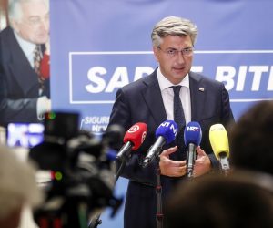 27.09.2021., Zagreb - Andrej Plenkovic dao je izjavu medijima nakon zajednicke sjednice Predsjednistva i Nacionalnog vijeca HDZ-a. Photo: Slavko Midzor/PIXSELL