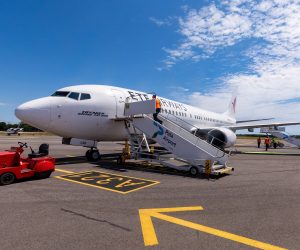29.05.2021., Pula - U pulskoj zracnoj luci predstavljena je nova hrvatska zrakoplovna tvrtka ETF AIRWAYS te njihov prvi putnicki zrakoplov Boeing 737-800. Photo: Srecko Niketic/PIXSELL