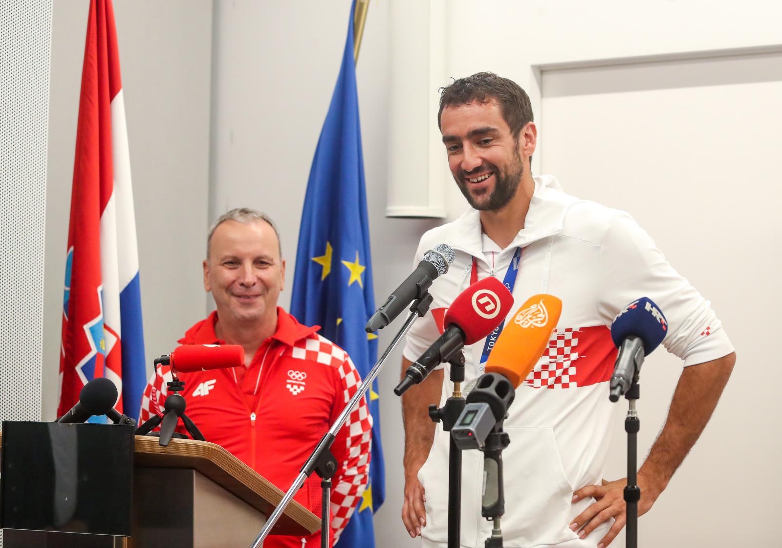 31.07.2021., Zagreb - U Zracnoj luci "dr. Franjo Tudjman" organiziran je svecani docek za hrvatske teniske olimpijce i osvajace medalja Mate Pavica, Nikole Mektica i Marina Cilica. Marin Cilic Photo: Luka Stanzl/PIXSELL