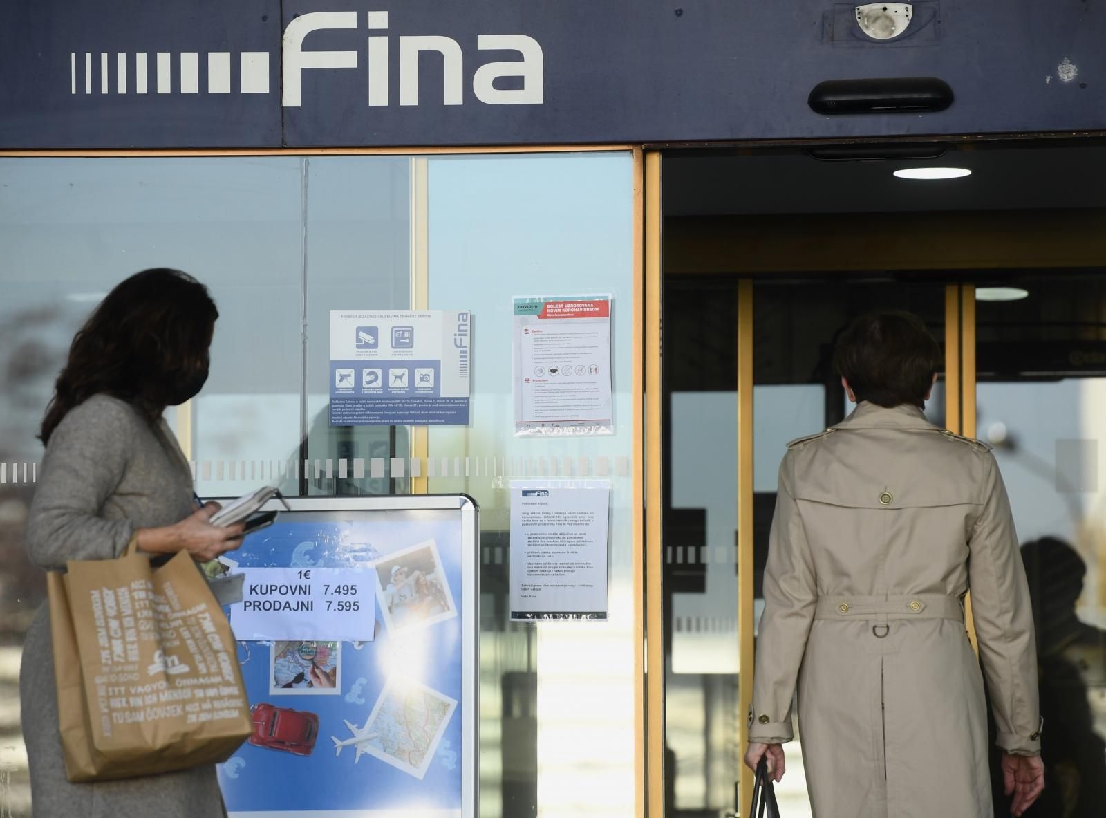 19.10.2020., Zagreb - Poslovnica Finacijske agencije FINA.
Photo: Marko Lukunic/PIXSELL