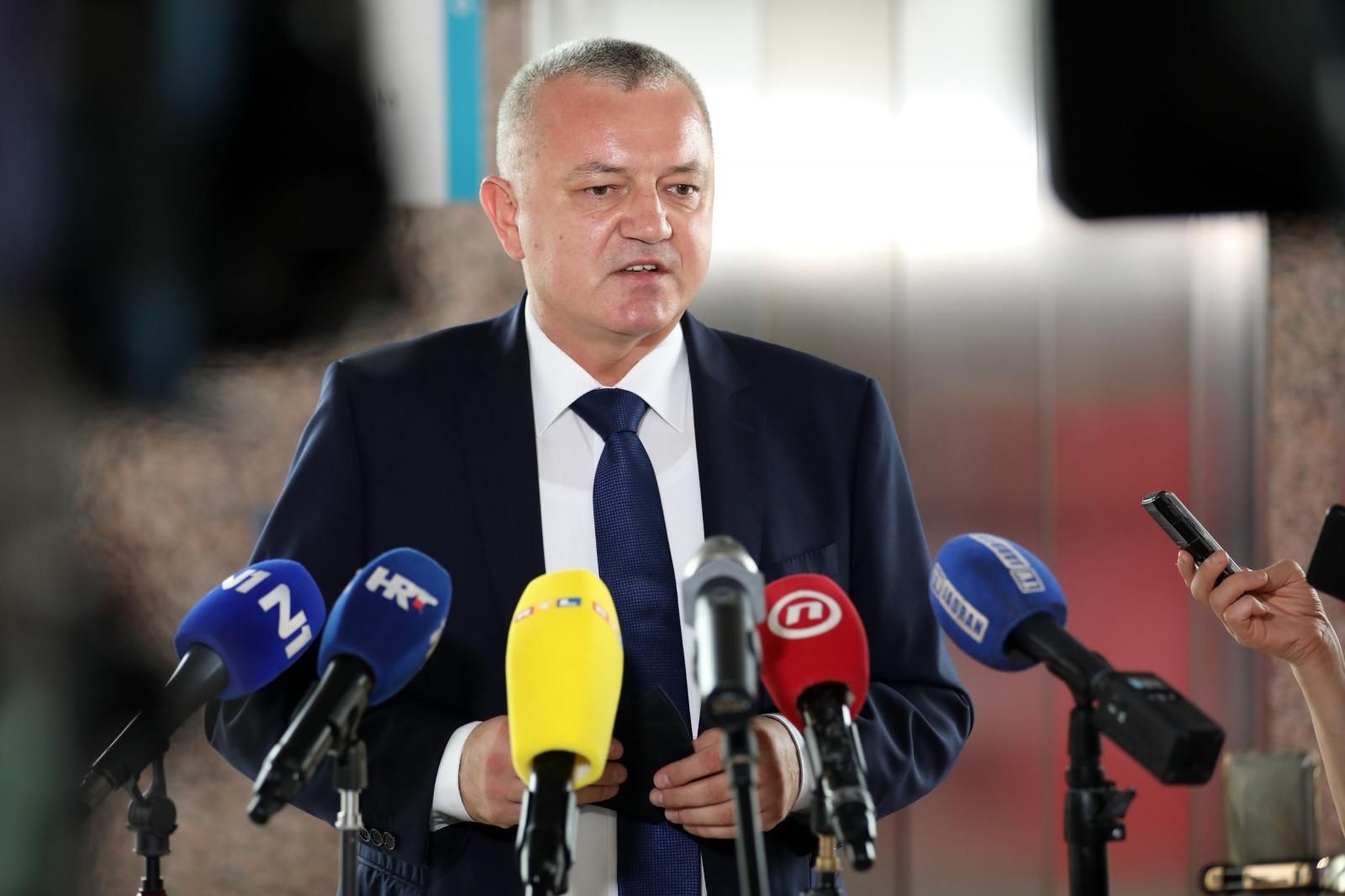 16.9.2021., Zagreb, Nacionalna sveucilisna knjiznica, sjednica vlade. Ministar Darko Horvat daje izjavu za medije.
Photo:Marin Tironi/PIXSELL