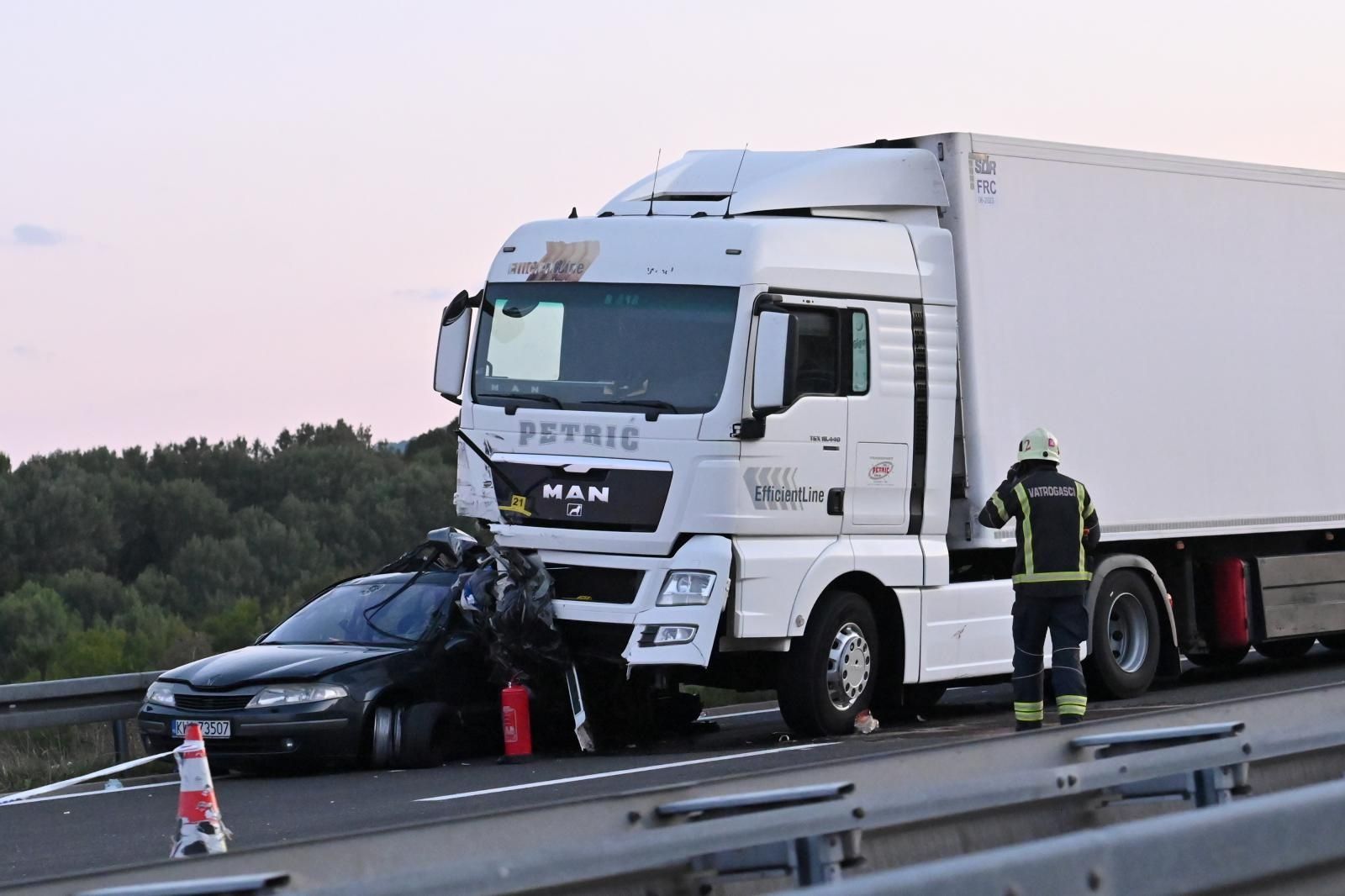 06.09.2021., Brinje - U teskoj prometnoj nesreci na autocesti A1 kod cvorista Brinje smrtno je stradalo dijete. 
Photo: Dino Stanin/PIXSELL