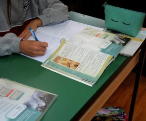 14.01.2019., Bjelovar, IV. Osnovna skola - Skole diljem Hrvatske iznova su otvorile svoja vrata pa su skolarci ponovno sjeli u svoje klupe, sto oznacava pocetak drugog polugodista. 
Photo: Damir Spehar/PIXSELL