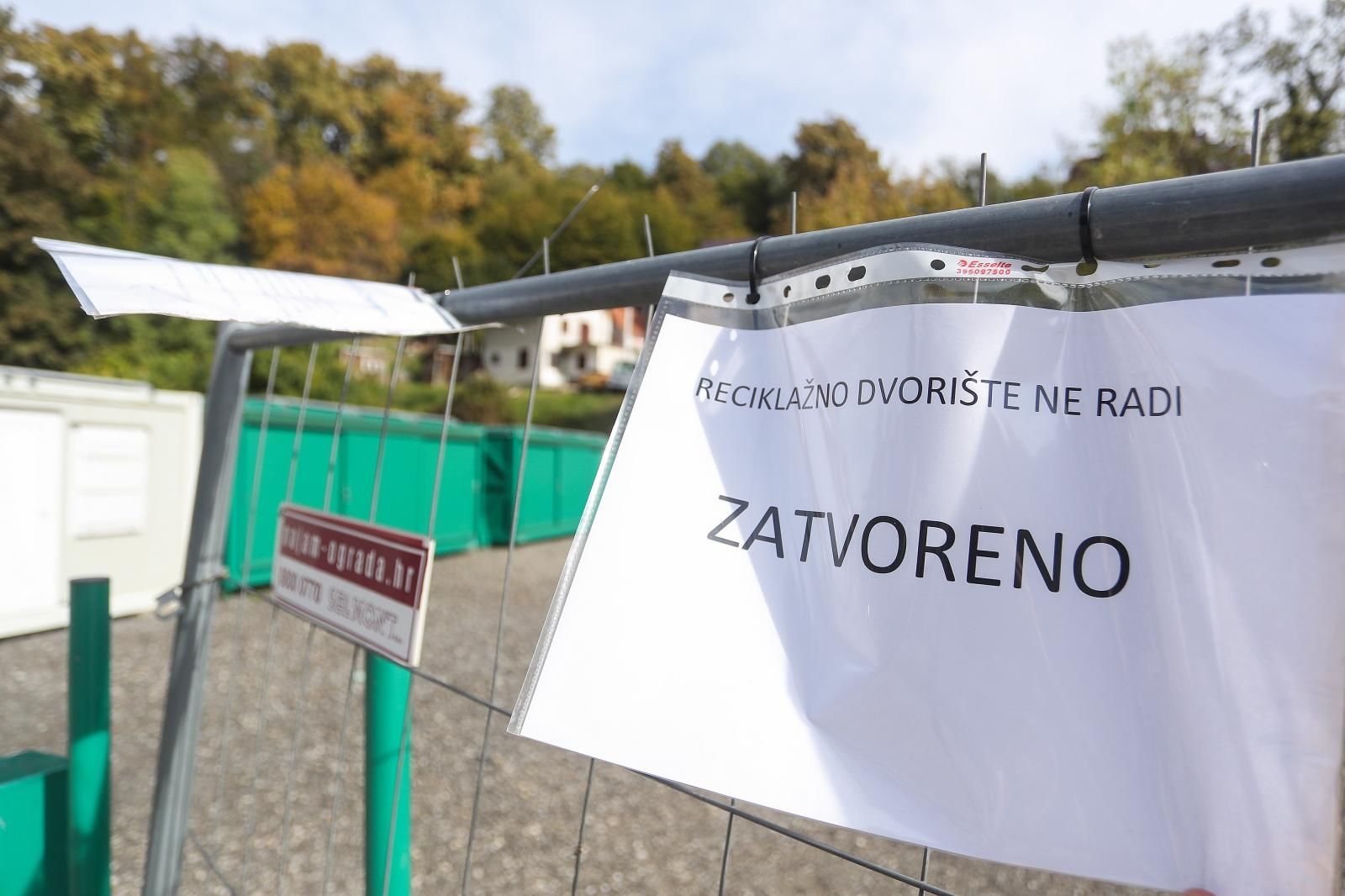 21.10.2020., Zagreb - Reciklazno dvoriste u ulici Crnomerec koje je zatvoreno zbog prosvjeda stanara i ceka se premjestanje na novu lokaciju. Photo: Luka Stanzl/PIXSELL