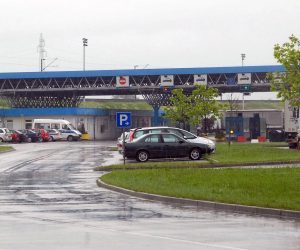 16.05.2014., Slavonski Samac- Granicni prijelaz je izvan funkcije zbog visokog vodostaja Save i poplave u Bosanskom Samcu. 
Photo: Ivica Galovic/PIXSELL