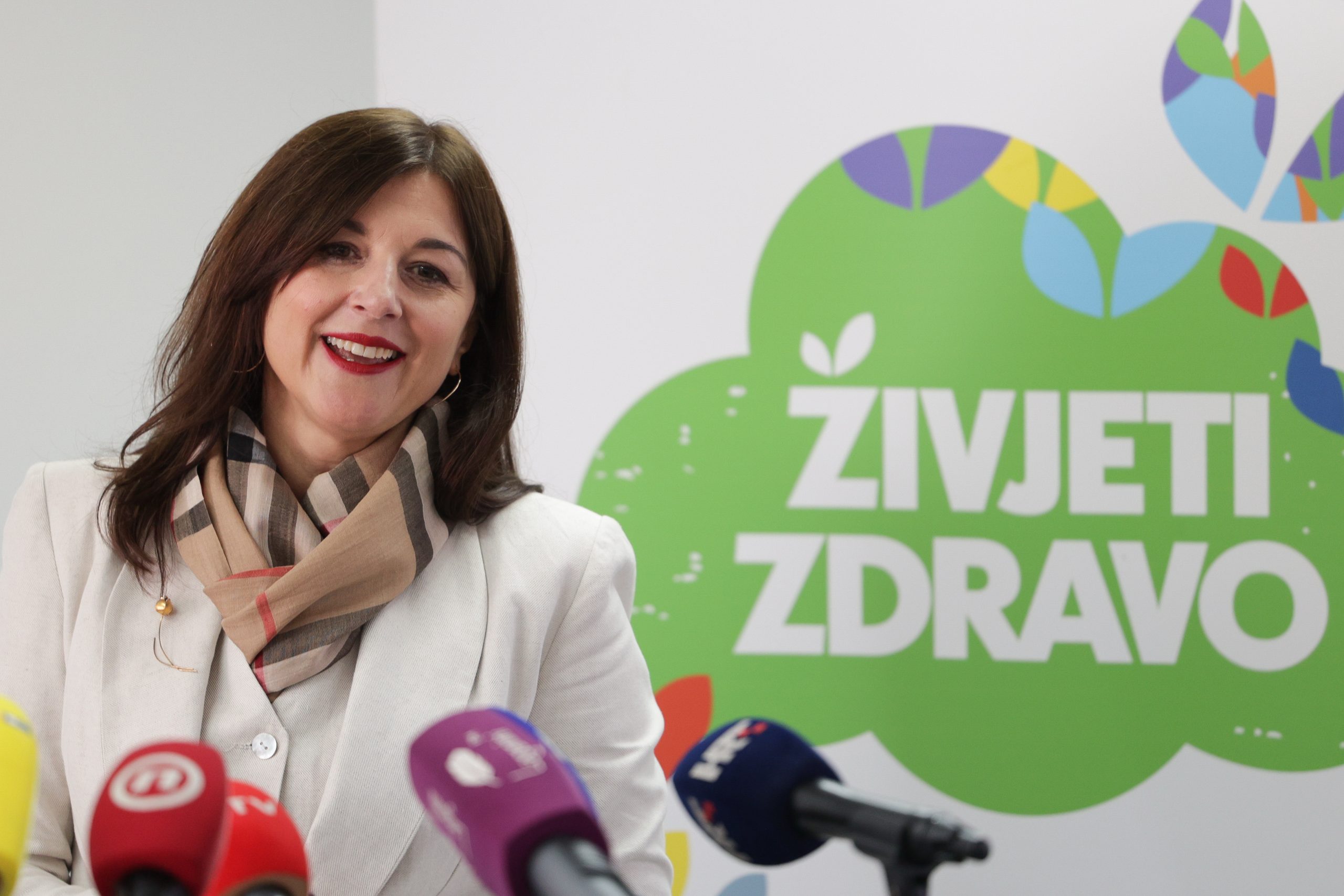 Zagreb, 04.10.2021 - U sklopu projekta "Živjeti zdravo" Hrvatskog zavoda za javno zdravstvo (HZJZ) voditeljica projekta Sanja Musić Milanović prigodno je HZJZ-u predstavila poligone za tjelesnu aktivnost školske djece.
Na fotografiji Sanja Musić Milanović.
foto HINA/ Edvard ŠUŠAK/ es