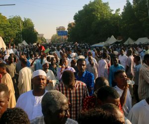 epa09530724 Thousands of Sudanese are demonstrating for the third day in front of the Republican Palace in Khartoum, Sudan, 18 October 2021. Thousands of protesters gather after a sit-in calling and demand the dissolution of Abdullah Hamdok's government, to 're-revolution', and to expand the base of participation in a government. Protesters, mostly coming from the cities outside Khartoum, were formed by rebel groups and political parties who supports Sudan's military.  EPA/MOHAMMED ABU OBAID