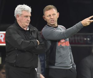 epa09533865 (FILE) - Newcastle's manager Steve Bruce (L) and assistant Graeme Jones during the English Premier League match between Newcastle United and Tottenham Hotspur, Britain, 17 October 2021 (re-issued 20 October 2021). Newcastle United confirmed on 20 October 2021 that Steve Bruce left his position by mutual consent. Bruce's assistant Graeme Jones will be careataker for the upcoming Premier League game against Crystal Palace on 23 October while the club is looking for a new manager.  EPA/PETER POWELL EDITORIAL USE ONLY. No use with unauthorized audio, video, data, fixture lists, club/league logos or 'live' services. Online in-match use limited to 120 images, no video emulation. No use in betting, games or single club/league/player publications