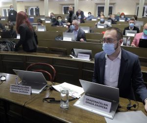 Zagreb, 28.10.2021 - Na 5. sjednici Gradske skupštine Grada Zagreba u Staroj gradskoj vijećnici bio je izvještaj o gradskom proračunu za prvu polovicu godine, prijedlog o zaduživanju Grada Zagreba, kao i brojne druge teme. Na slici gradonačelnik Tomislav Tomašević.
Foto Hina/ Dario GRZELJ/ dag