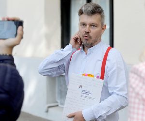 01.09.2021., Zagreb - Akcijom "Pratite trag novca" Dario Jurican pokusao je danas ukazati na necinjenje kada je u pitanju netransparentno vlasnistvo medija. Photo: Patrik Macek/PIXSELL