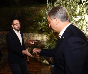 02.09.2021., Zagreb - Ljetna pozornica Tuskanac na kojoj je odrzana svecana projekcija filma "Murina" Antonete Alamat Kusijanovic. 
Photo: Marko Lukunic/PIXSELL