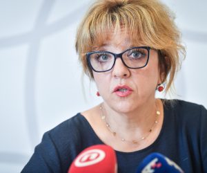 03.07.2019., Zagreb- Konferencija za novinare Koordinacije hrvatske obiteljske medicine (KoHOM) i Hrvatske lijecnicke komore na temu: Zasto ministar Kujundzic dopusta zupanima da krse Zakon o zdravstvenoj zastiti?. Natasa Ban Toskic.
Photo: Sandra Simunovic/PIXSELL
