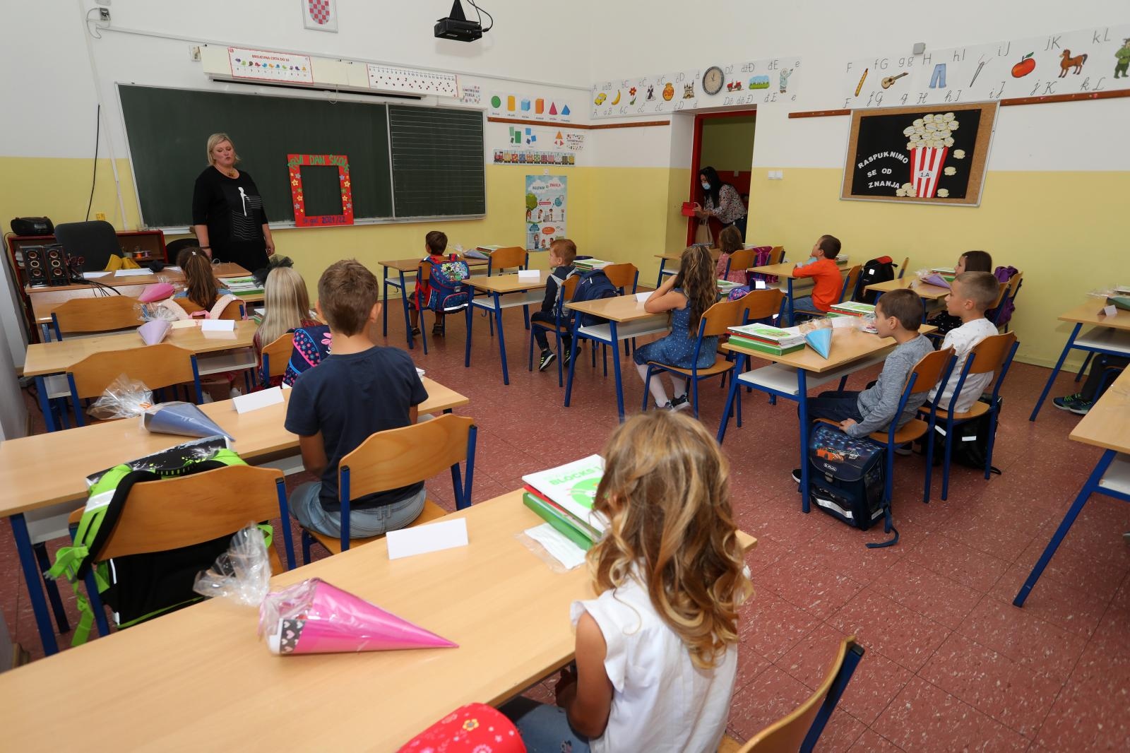 06.09.2021., Karlovac - Prvi dan skole u Osnovnoj skoli Turanj. Photo: Kristina Stedul Fabac/PIXSELL
