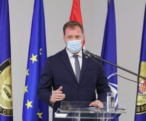 09.03.2021., Zagreb - U Ministarstvu obrane RH odrzana je prezentacija Plana nabave Ministarstva obrane RH za 2021. godinu i urucenje ugovora o nabavi vojne opreme predstavnicima hrvatske obrambene industrije. Ministar Mario Banozic

Photo: Tomislav Miletic/PIXSELL