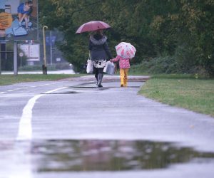 10.10.2021., Zagreb - Iako je jutro u Zagrebu bilo bez kise ona je pocela padati.