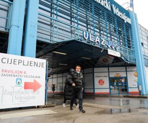 08.10.2021., Zagreb - Ponovno pocelo organizirano cijepljenje protiv COVID-a cjepivima Comirnaty (Pfizer) i Janssen (Johnson & Johnson) na Zagrebackom Velesajmu. Slab odaziv na organizirano cjepljenje u prijepodnevnim satima.
Photo: Emica Elvedji/PIXSELL