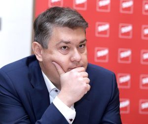 11.11.2016., Zagreb -U Saboru je odrzana konferencija za medije Kluba zastupnika SDP-a s temom Osvrt na Vladin prijedlog porezne reforme.
photo: Patrik Macek/PIXSELL