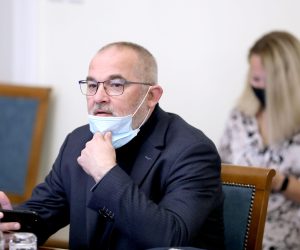 12.10.2021., Zagreb - Nakon sto je prosli tjedan obavio razgovore s kandidatima, Odbor za informiranje, informatizaciju i medije na 18. sjednici raspavlja o prijedlogu odluke o imvenovanju glavnog ravnatelja HRT-a.
Photo: Patrik Macek/PIXSELL