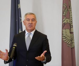 16.09.2021., Zagreb - Predsjednik Crne Gore Milo Djukanovic dao je izjavu medijima nakon sastanka s predsjednikom Republike Hrvatske Zoranom Milanovicem u Uredu predsjednika na Pantovcaku. Photo: Zeljko Lukunic/PIXSELL