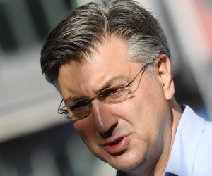 17.10.2021., Zagreb - U prostorijama HVIDR-e predsjednik Vlade RH i HDZ-a Andrej Plenkovic glasovao je na unutarstranackim izborima za predsjednika Gradskog odbora HDZ-a GGrada Zagreba na birackom mjestu Organizacije gradske cetvrti HDZ-a Crnomerec.