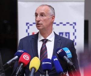 20.07.2021., Split- Gradonacelnik Ivica Puljak dao izjavu ze medije na temu istraznih radnji PN USKOK-a u Gradskoj upravi.
Photo: Ivo Cagalj/PIXSELL