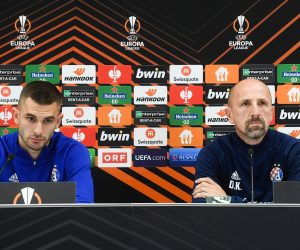 20.10.2021., Bec, Austrija - Bartol Franjic i trener Dinama Damir Krznar na konferenciji uoci utakmice 3. kola UEFA Europske lige izmedju Rapida iz Beca i Dinama iz Zagreba. Photo: Marko Lukunic/PIXSELL