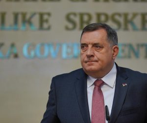 25.10.2021., Banja Luka, Bosna i Hercegovina - Obljetnica 30 godina od osnivanja Narodne skupstine Republike Srpske.  Milorad Dodik, clan Predsjednistva BiH, dao je izjavu medijima nakon sastanka s predsjednik Skupstine Srbije Ivicom Dacicem. Photo: Dejan Rakita/PIXSELL