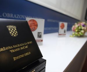 25.11.2013., Zagreb - U Ministarstvu znanosti, obrazovanja i sporta dodijeljene su drzavne nagrade za sport Franjo Bucar u 2013 godini. Photo: Grgur Zucko/PIXSELL