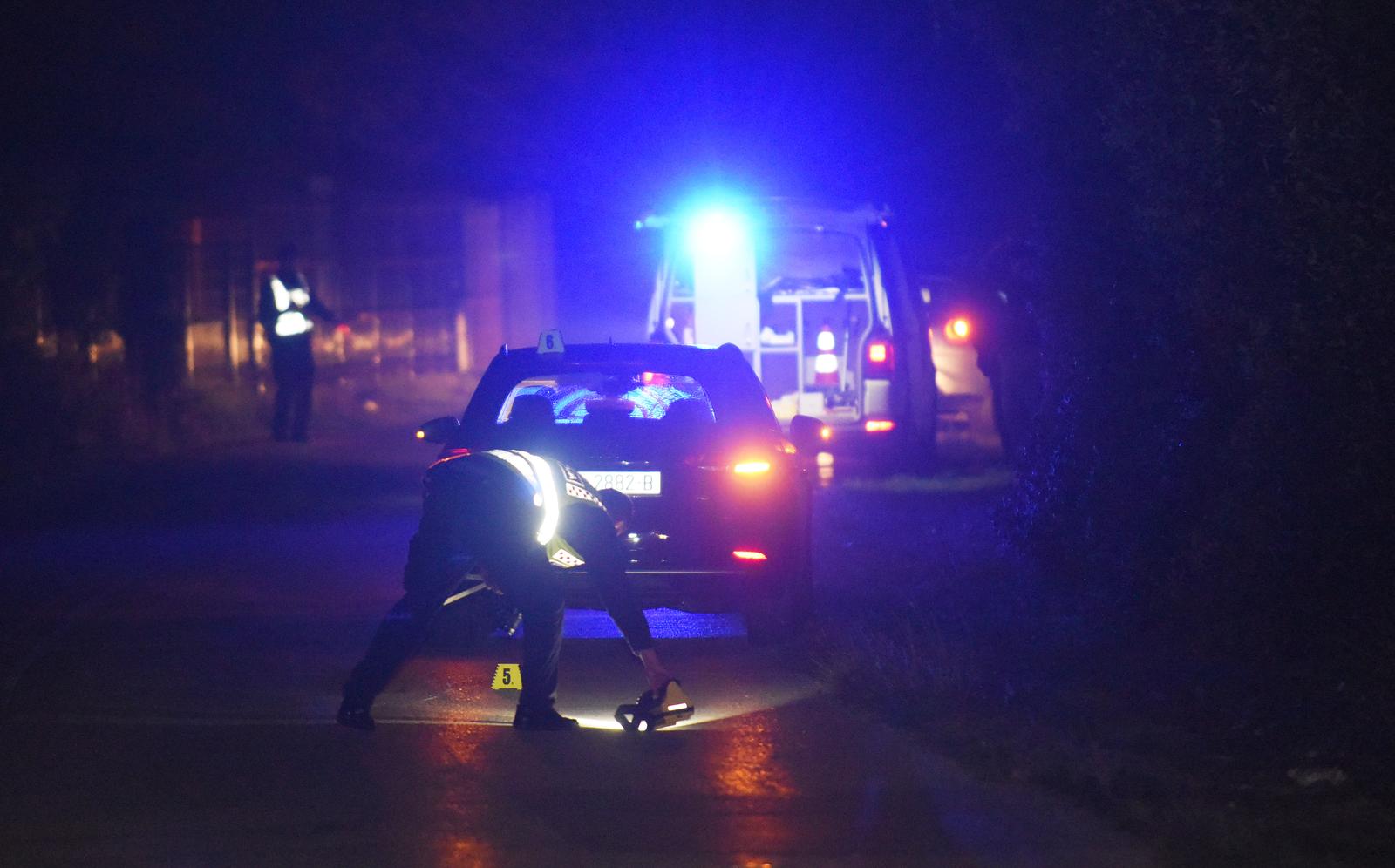 29.10.2021., Pula - U tijeku je ocevid prometne nesrece u Puli. Nesluzbeno doznajemo da je stradao pjesak na koji je naletjelo osobno vozilo. Pjesak se kretao po cesti bez javne rasvjete.
