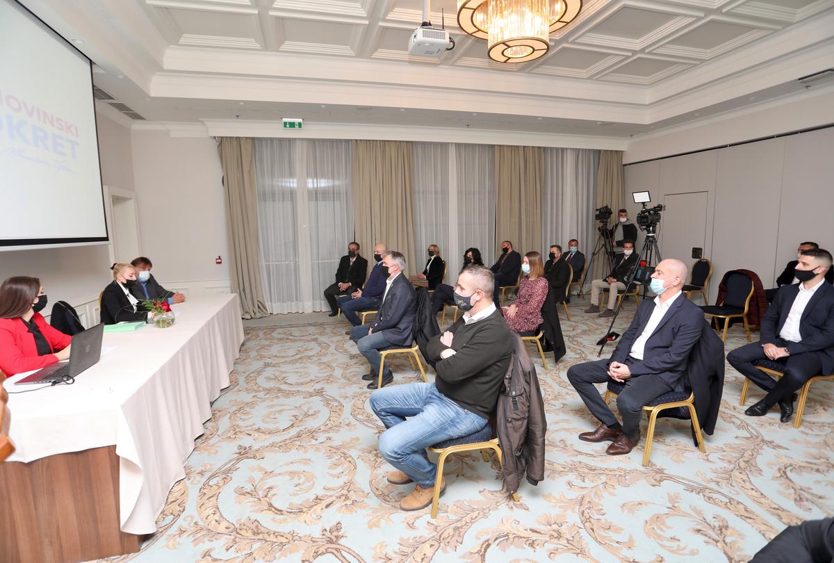 29.11.2020.,Split - Domovinski pokret Splitsko-dalmatinske zupanije odrzao Osnivacku skupstinu na kojoj je prisustvovao i potpredsjednik Sabora i predsjednik Domovinskog pokreta Miroslav Skoro. 
Photo:Ivo Cagalj/PIXSELL