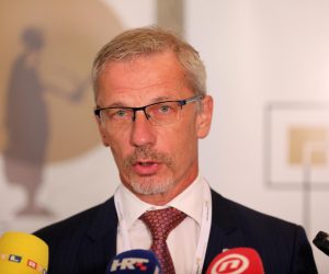 30.09.2021., Opatija - 24. znanstveno strucna konferencija Financijsko trziste u hotelu Kvarner. Izjava guvernera Hrvatske narodne banke Borisa Vujcica.
Photo: Goran Kovacic/PIXSELL
