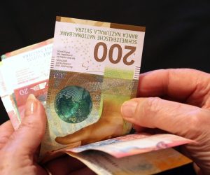 Tijekom 2018. godine Švicarska je pustila u opticaj nove papirnate novčanice švicarskog franka 14.01.2019., Sibenik - Od 2018. godine Svicarska je pustila u opticaj nove papirnate novcanice franka. Photo: Dusko Jaramaz/PIXSELL